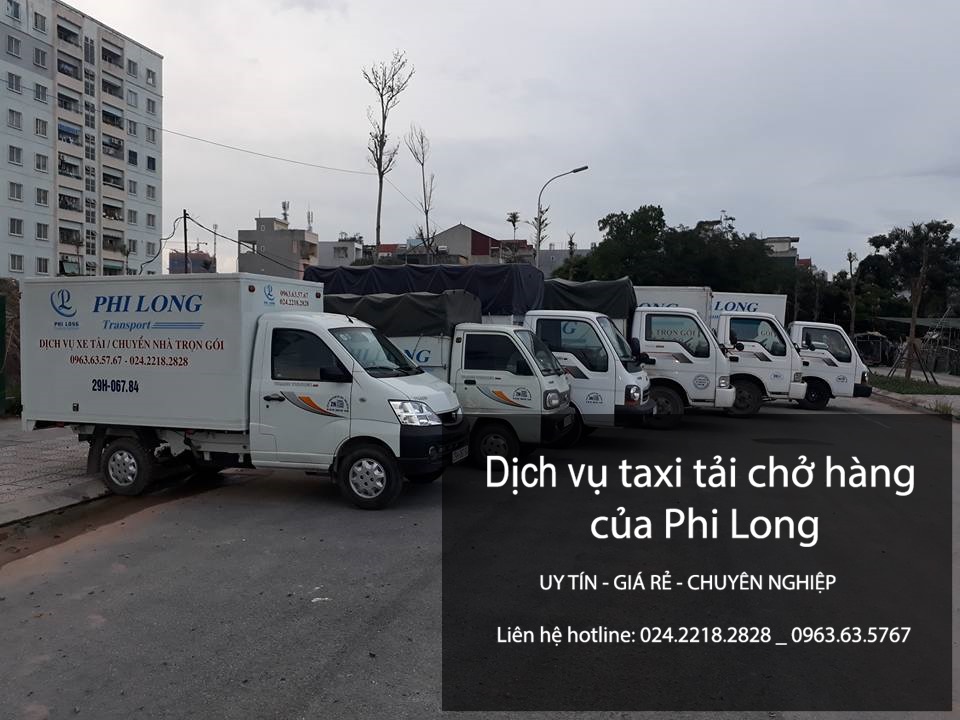 Xe tải chở hàng thuê tại phố Phú Thượng