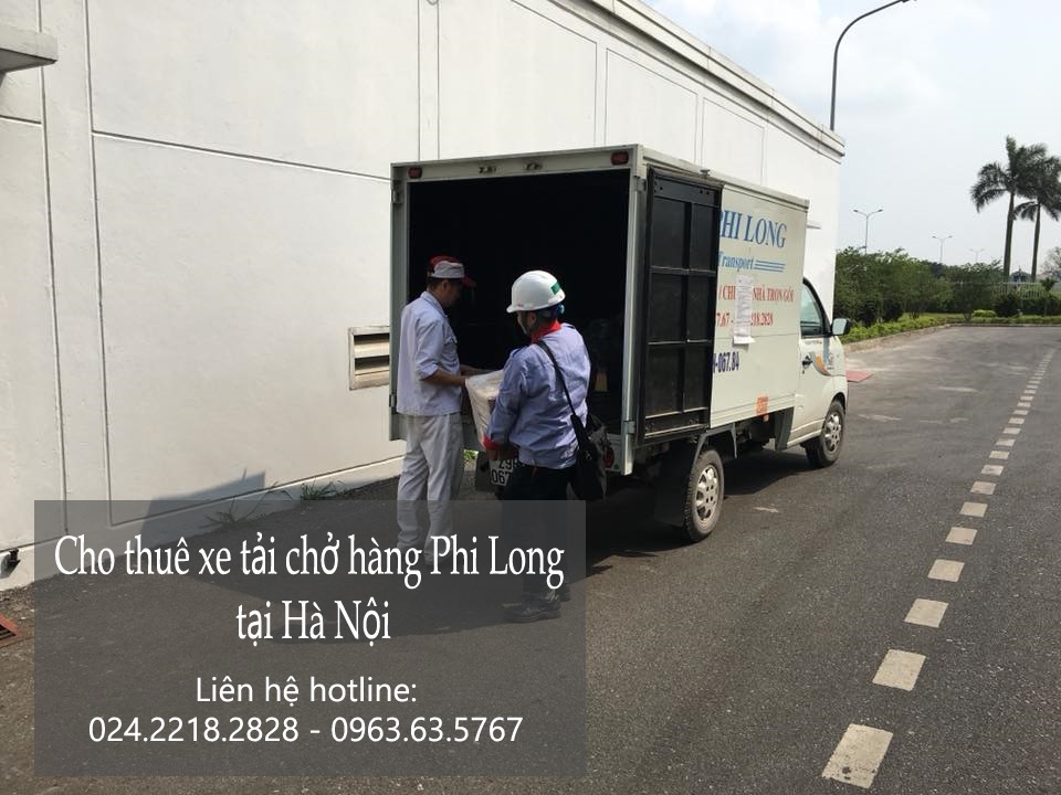 Xe tải chở hàng thuê tại phố Lê Trọng Tấn