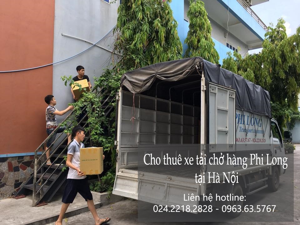 Xe tải chở hàng thuê Phi Long tại phố Tô Tiến Thành
