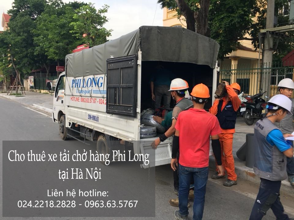 Xe tải chở hàng thuê tại phố Tân Ấp