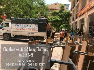 Xe tải chở hàng thuê tại phố Bưởi