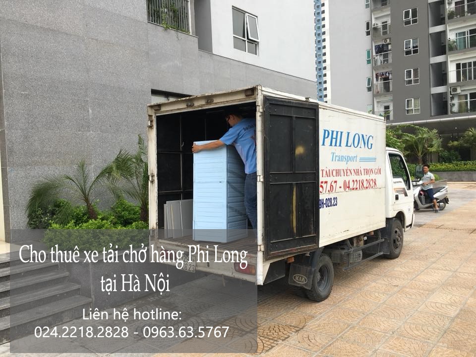 Xe tải chở hàng thuê tại phố Đặng Thai Mai