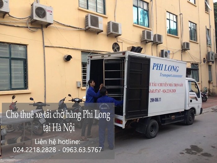 Xe tải chở hàng thuê tại phố Đoàn Khuê