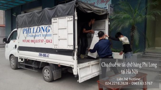 Xe tải chở hàng thuê tại phố Nguyễn Lam