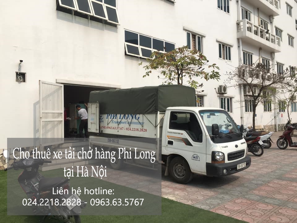 Xe tải chở hàng thuê tại phố Phú Thị