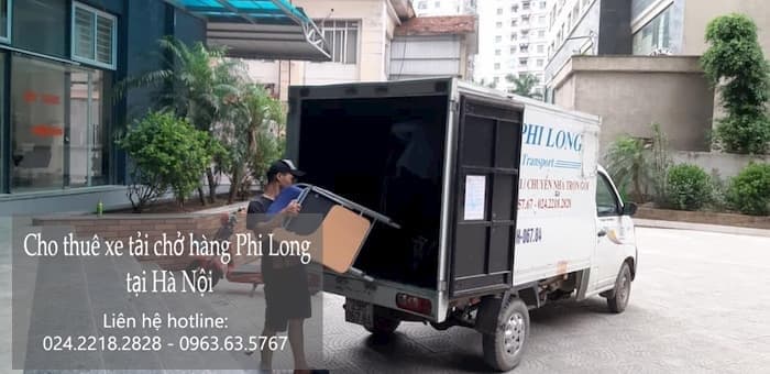 Xe tải chở hàng thuê tại phố Nguyễn Ngọc Doãn