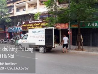 Xe tải chở hàng thuê tại phố Đặng Trần Côn