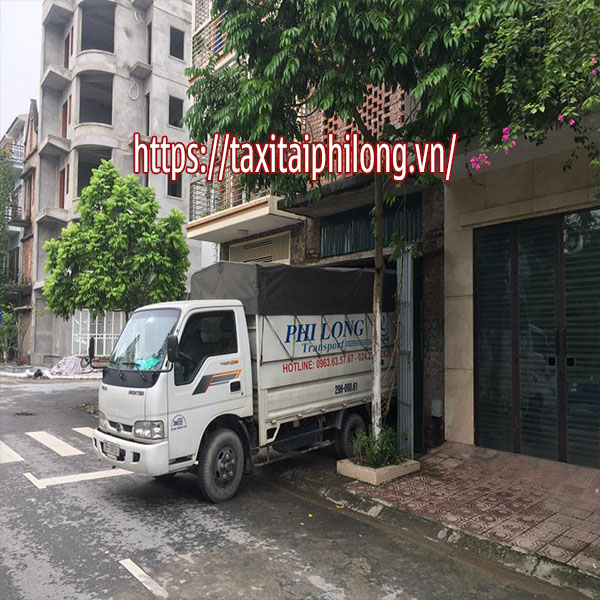 Xe tải chở hàng giá rẻ Phi Long đường Bưởi