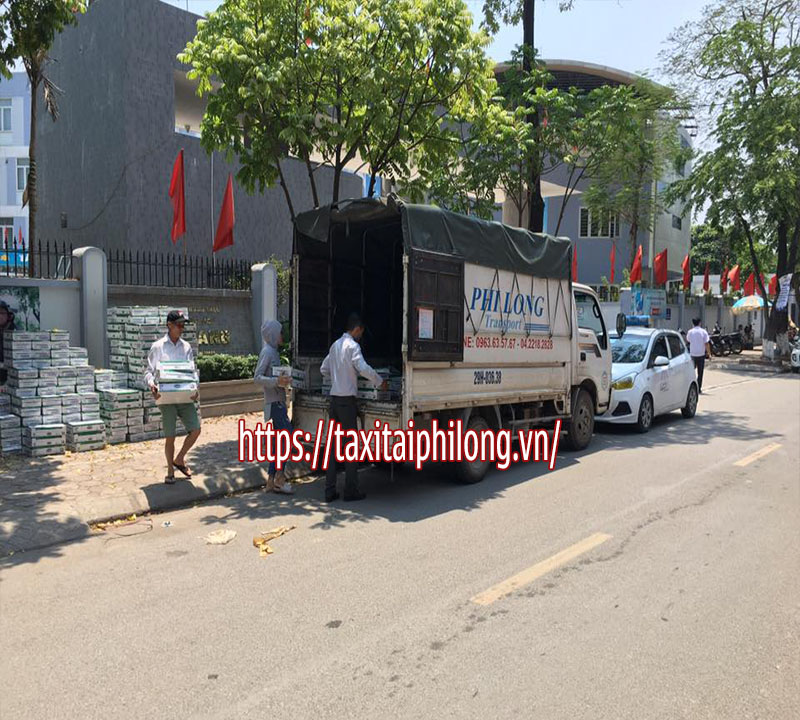 Xe tải chất lượng cao Phi Long tại phố Đặng Thuỳ Trâm